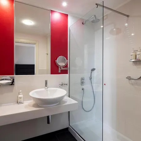 Holiday Inn Genoa City By Ihg-2